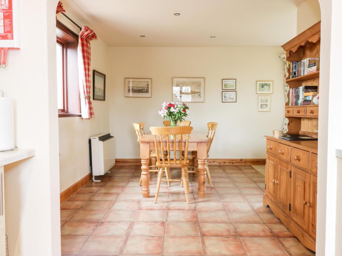 Courtyard Cottage Duns Εξωτερικό φωτογραφία