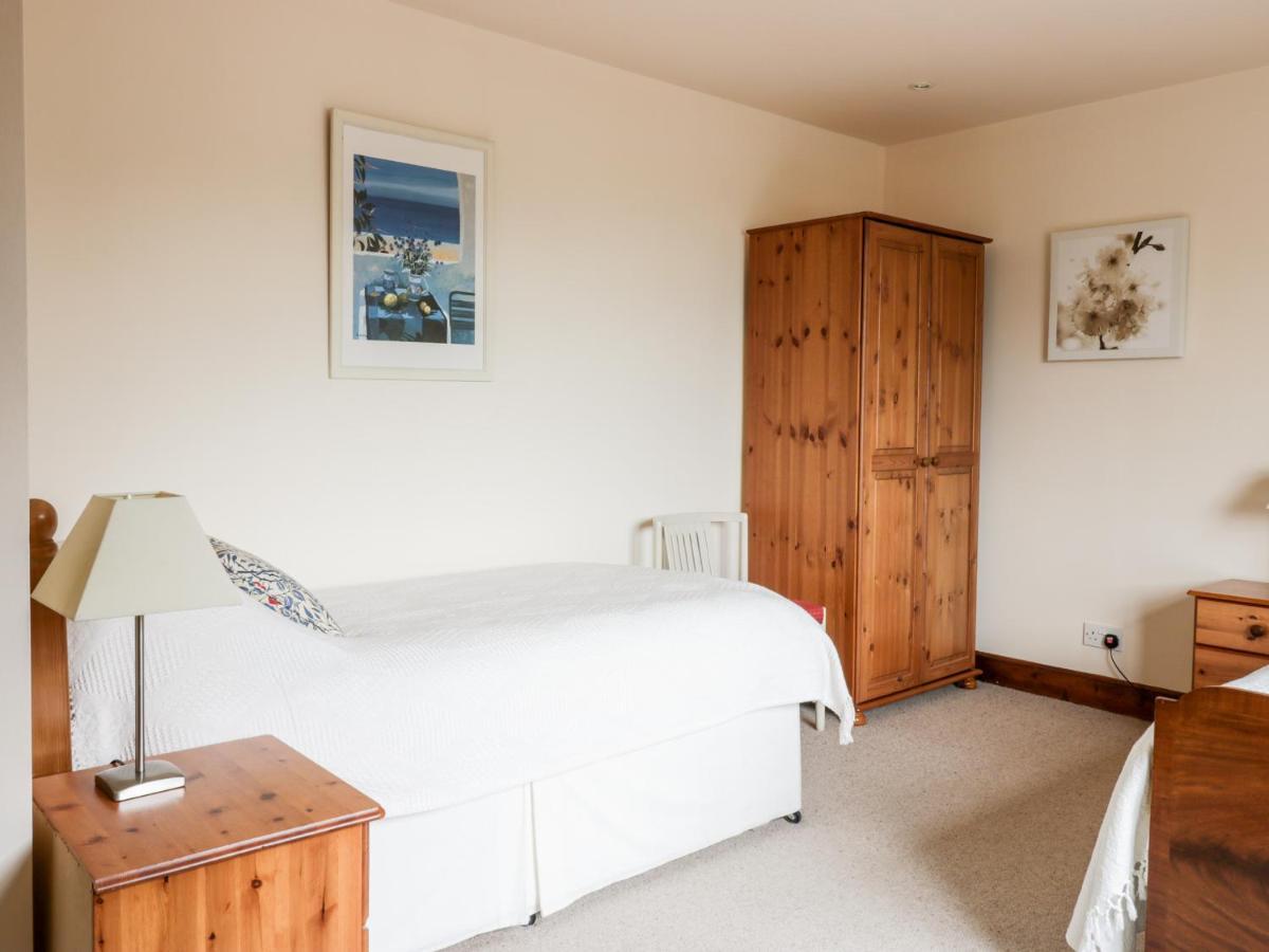 Courtyard Cottage Duns Εξωτερικό φωτογραφία