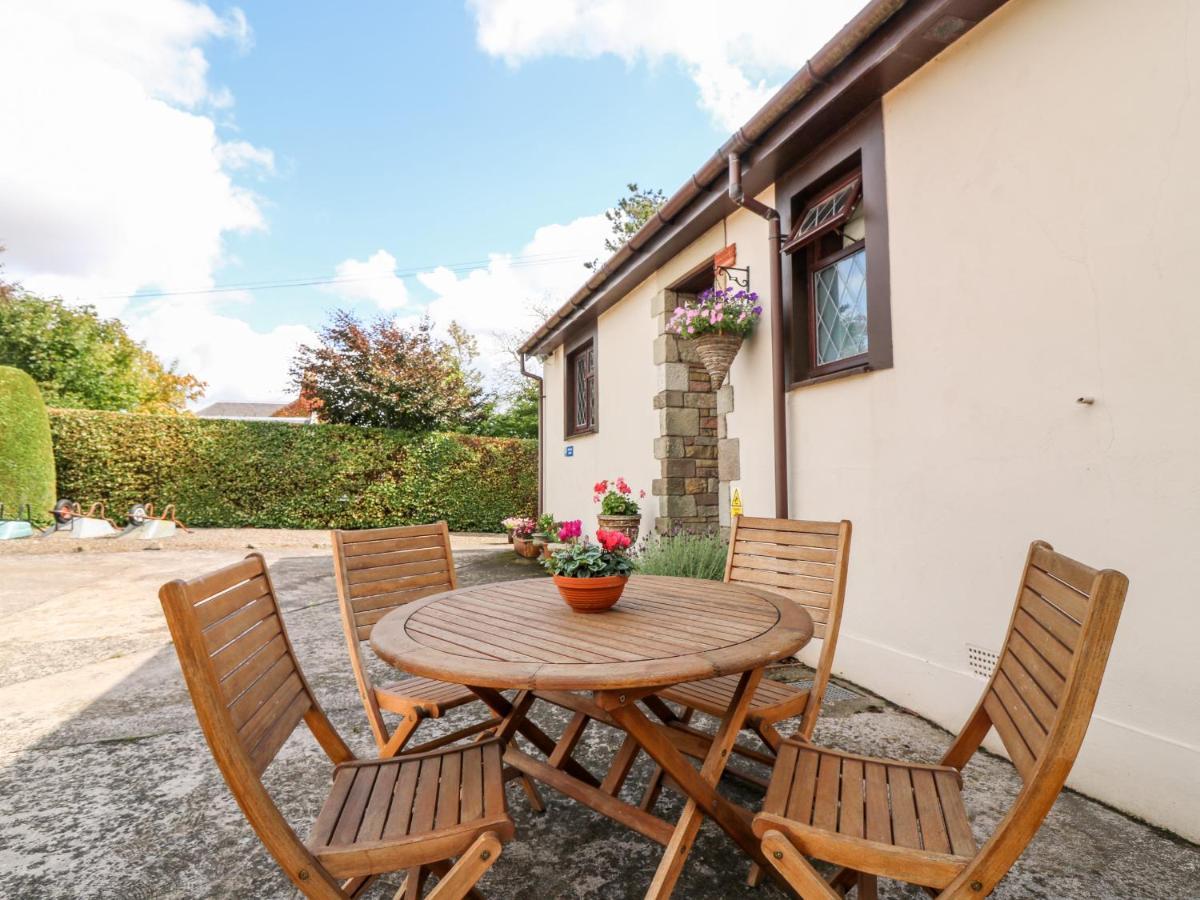 Courtyard Cottage Duns Εξωτερικό φωτογραφία